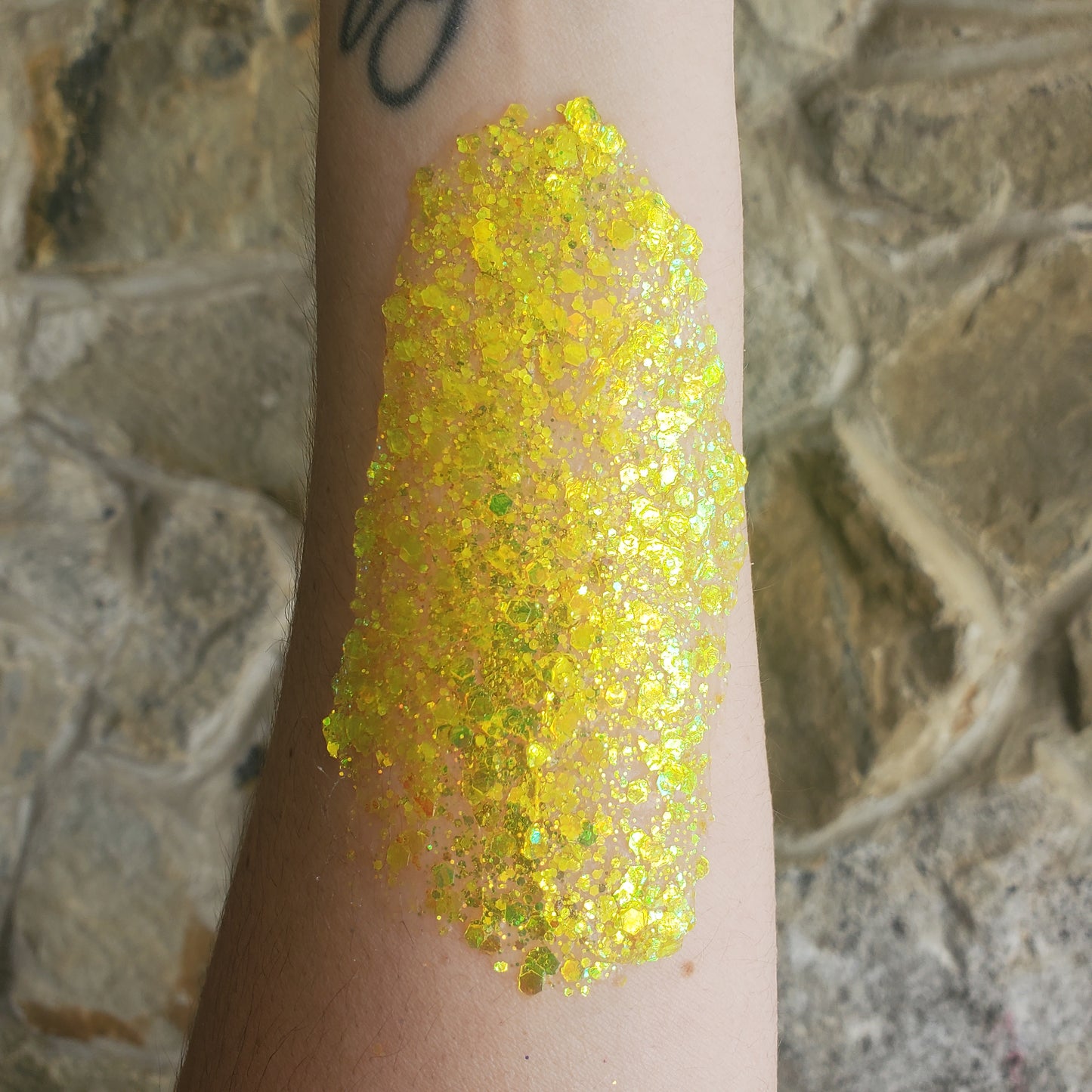 Sisters Yellow Glitter