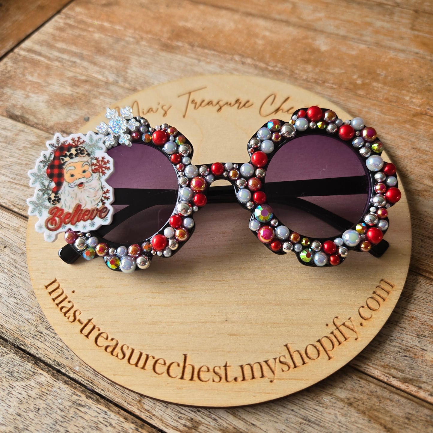 Santa Believe Traditional Sunnies