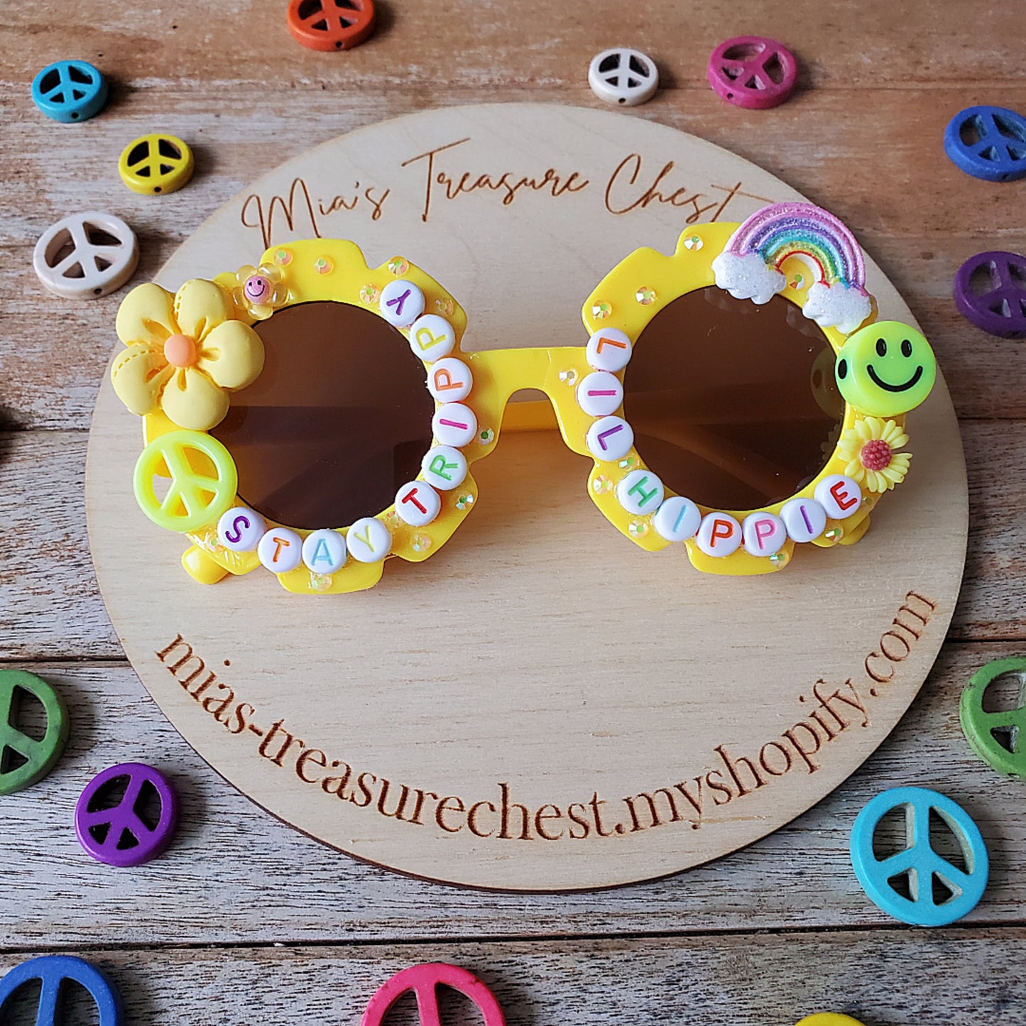 Groovy Saying Sunnies